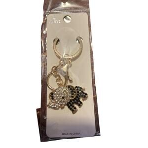 MINT ELEPHANT WITH WHITE AND BLACK SPARKLERS KEYCHAIN